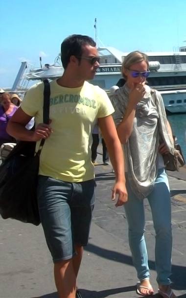 Con il fidanzato Luca Marin a Capri per festeggiare i primi 21 anni, prima della vacanza in America (Ansa)